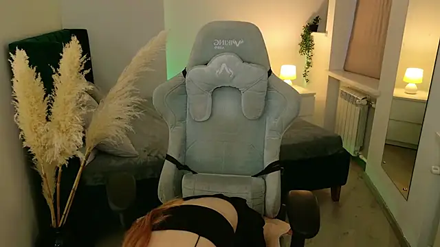 Love Call online show from September 28, 5:13 am