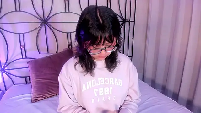 Snapshot of missy_taylor_ chatting on March 6, 11:14 am missy taylor online show from March 6, 11:14 am