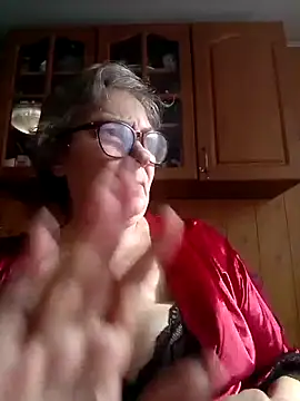 Snapshot of IrinaSweet54 chatting on February 19, 10:00 am IrinaSweet54 online show from February 19, 10:00 am