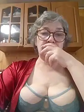 Snapshot of IrinaSweet54 chatting on March 2, 8:21 am IrinaSweet54 online show from March 2, 8:21 am