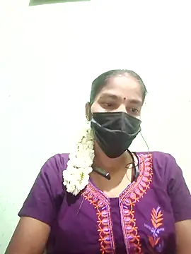 anusiya01 online show from December 29, 1:38 pm