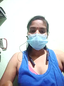 anusiya01 online show from December 4, 4:27 pm