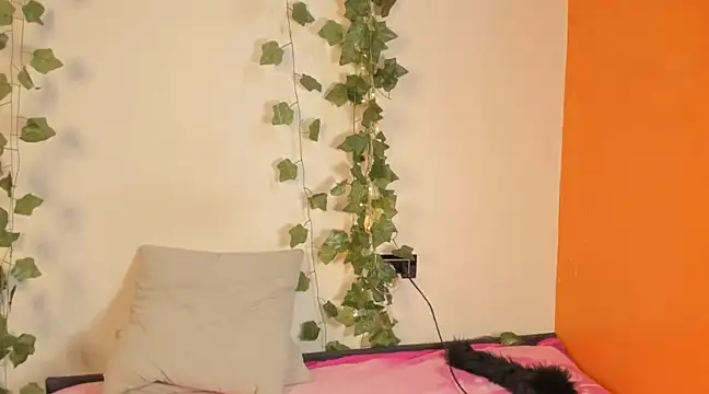 Cataleya19   online show from March 17, 3:18 pm