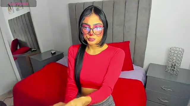 Snapshot of sarah__bigboobs chatting on February 3, 2:13 pm sarah bigboobs online show from February 3, 2:13 pm