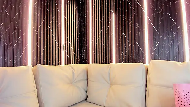 Snapshot of BritneySweet_ chatting on March 11, 3:56 am BritneySweet online show from March 11, 3:56 am