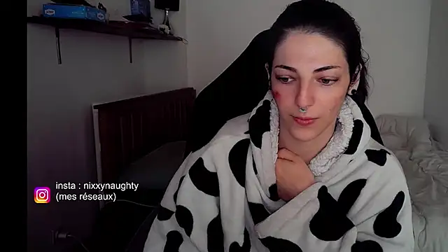 Nixxy naughty online show from December 18, 12:40 pm
