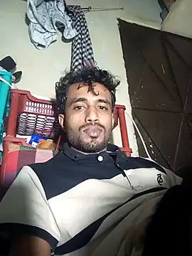 Snapshot of MDROBEL007 chatting on February 15, 9:22 pm MDROBEL007 online show from February 15, 9:22 pm