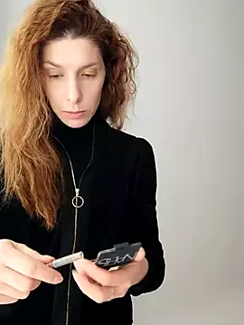 YourSuperModel online show from October 21, 5:30 am