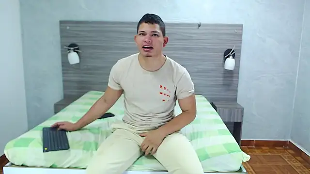 Loony Zion online show from November 21, 1:10 pm