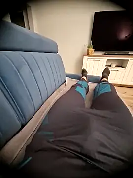 Snapshot of axecoman60 chatting on March 15, 6:32 pm axecoman60 online show from March 15, 6:32 pm