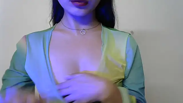 amrita2210 online show from October 3, 10:07 pm