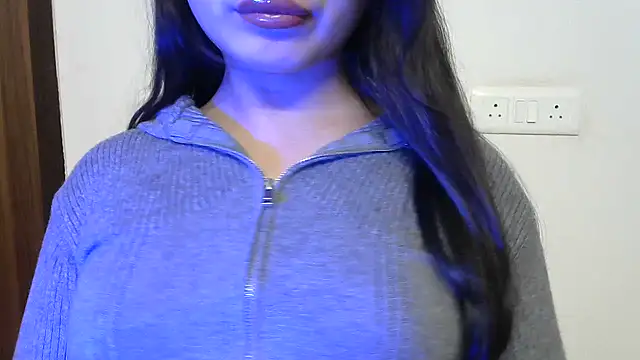 Snapshot of amrita2210 chatting on March 16, 8:13 pm amrita2210 online show from March 16, 8:13 pm