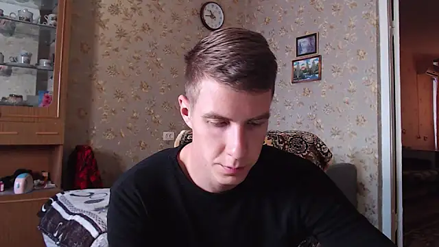 Snapshot of Chris_Brien chatting on October 10, 8:24 am Chris Brien online show from October 10, 8:24 am