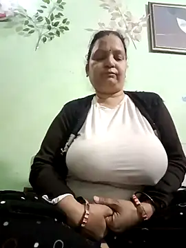 Kavya kapoor online show from February 1, 4:44 pm