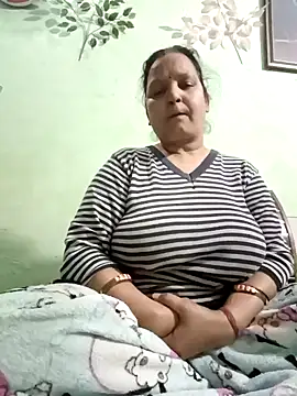 Kavya kapoor online show from February 4, 4:39 pm