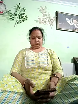Kavya kapoor online show from February 13, 8:38 am