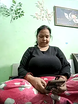 Kavya kapoor online show from February 13, 6:48 pm