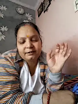 Kavya kapoor online show from February 15, 7:06 am