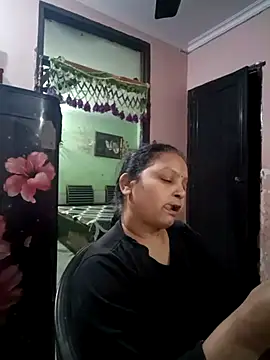 Kavya kapoor online show from February 19, 1:39 pm