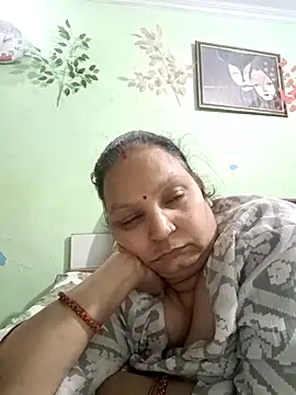 Kavya kapoor online show from February 20, 8:28 am
