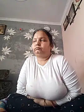Kavya kapoor online show from February 22, 4:40 am