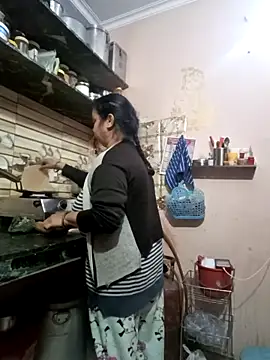 Kavya kapoor online show from February 4, 3:56 am