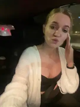 Devill Angel  online show from December 20, 4:25 pm