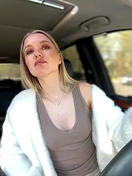 Devill Angel  online show from September 30, 11:15 am