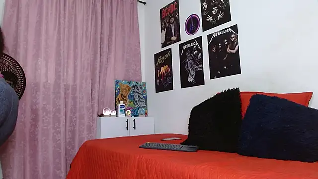 scarlett  morgan online show from November 20, 3:12 pm