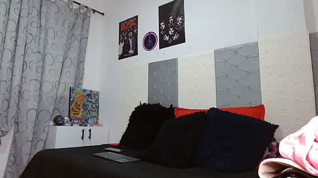 Snapshot of scarlett__morgan chatting on February 12, 2:23 pm scarlett morgan online show from February 12, 2:23 pm