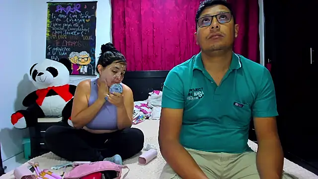 Ari And Abdie online show from January 22, 11:56 am