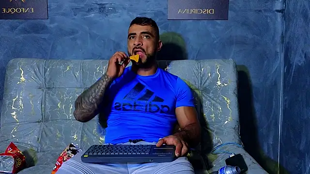 Snapshot of ERIC_HARRISON chatting on September 26, 11:53 pm ERIC HARRISON online show from September 26, 11:53 pm