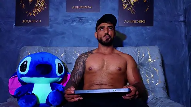 Snapshot of ERIC_HARRISON chatting on October 14, 10:32 pm ERIC HARRISON online show from October 14, 10:32 pm