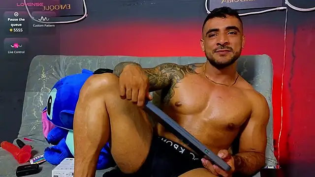 ERIC HARRISON online show from January 14, 3:01 am