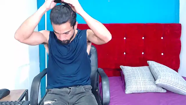 ryan musclexxx online show from January 17, 5:53 am