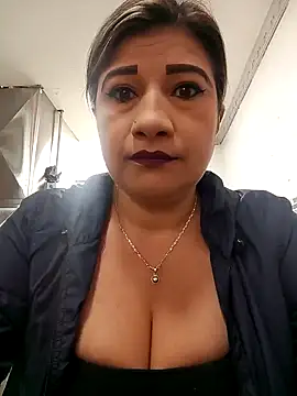 Hannahcandyy online show from January 4, 4:00 pm