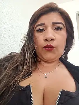 Hannahcandyy online show from June 13, 4:27 pm