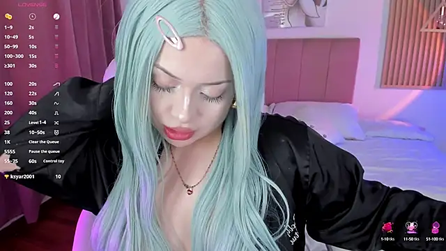 Snapshot of Kendall_Bunnyy chatting on February 14, 6:29 pm Kendall Bunnyy online show from February 14, 6:29 pm