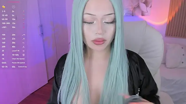 Snapshot of Kendall_Bunnyy chatting on March 7, 6:43 pm Kendall Bunnyy online show from March 7, 6:43 pm