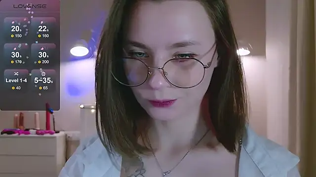 Snapshot of Pink_SeaGul chatting on January 15, 5:05 pm Pink SeaGul online show from January 15, 5:05 pm