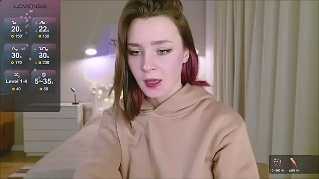 Snapshot of Pink_SeaGul chatting on February 24, 5:09 pm Pink SeaGul online show from February 24, 5:09 pm