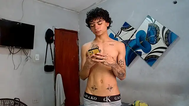 Lovebeng  online show from September 29, 7:51 pm