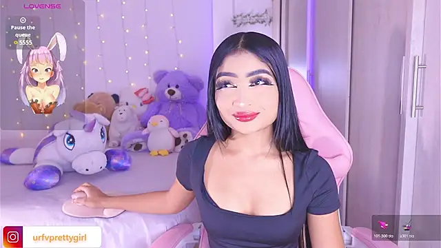 Snapshot of urfavprettygirl chatting on June 24, 6:34 am urfavprettygirl online show from June 24, 6:34 am