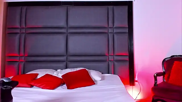 SaraDreamss online show from March 28, 2:05 pm