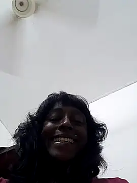 mamakarma1403 online show from February 2, 3:32 am