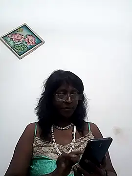 mamakarma1403 online show from February 5, 3:13 am
