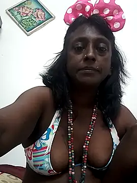 mamakarma1403 online show from February 12, 5:05 am