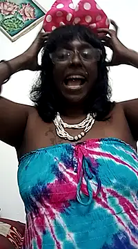 mamakarma1403 online show from February 14, 11:31 am