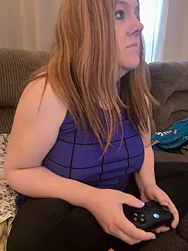 PuckBunny17 online show from March 18, 9:18 pm