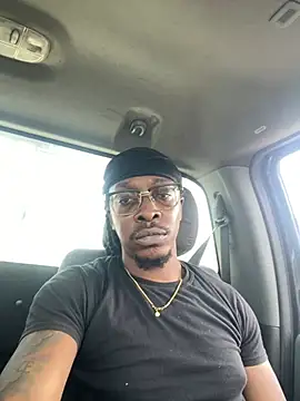 Snapshot of tentz2 chatting on March 31, 7:47 pm tentz2 online show from March 31, 7:47 pm